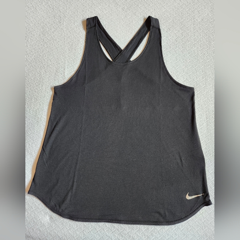 NIKE Dri-Fit Women's Sleeveless Racerback Black Tank Top. Size Large.